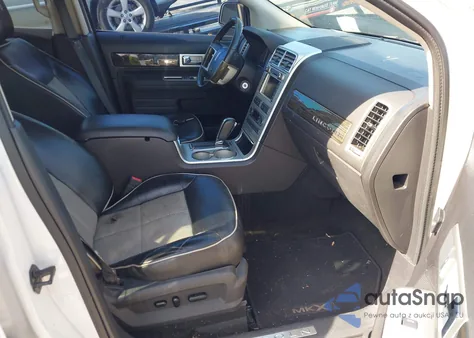 2009 Lincoln Mkx z USA, uszkodzony, nr VIN 2LMDU88C09BJ11310